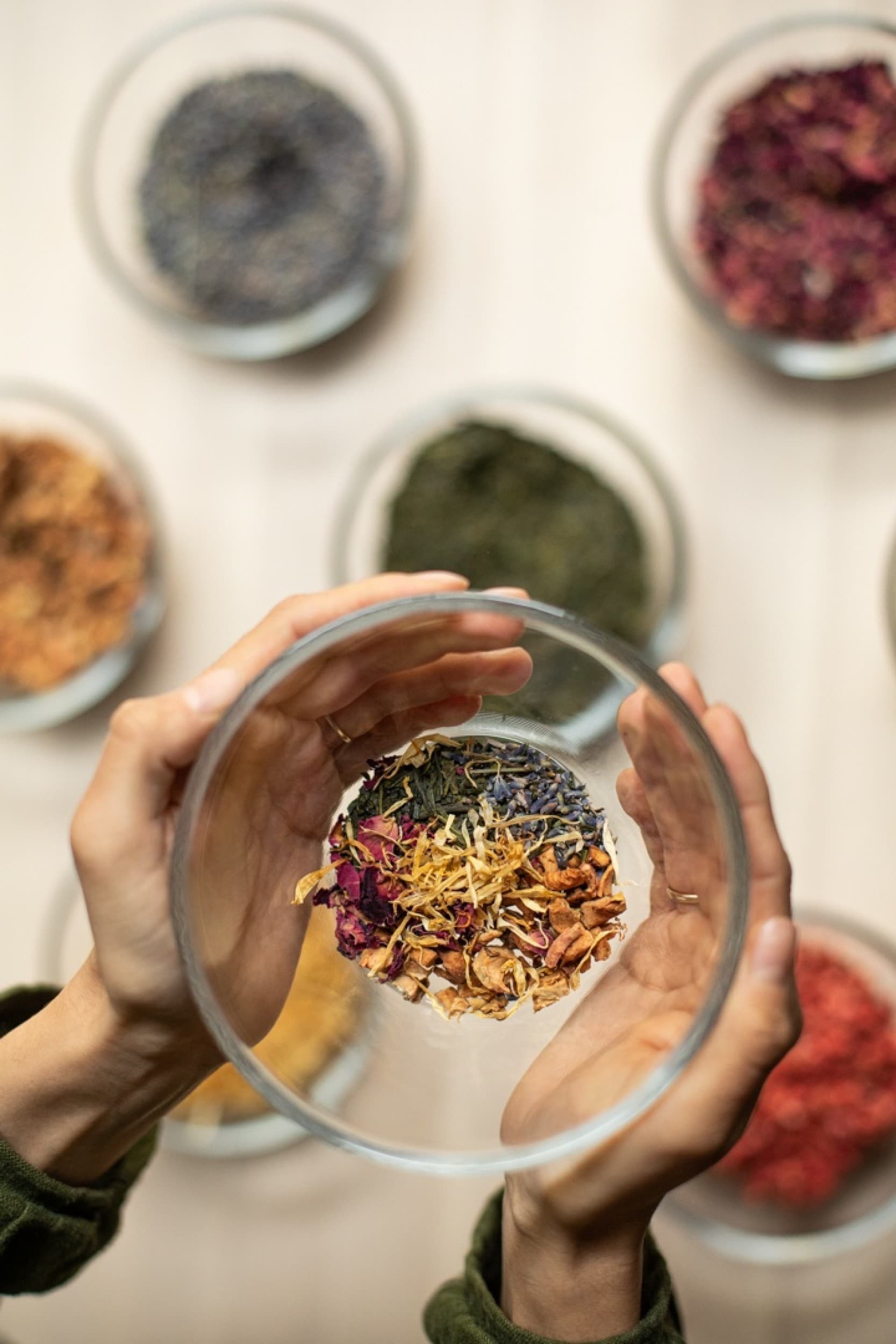 Kūrybinė arbatos degustacija studijoje „Yugen Tea“ dviem