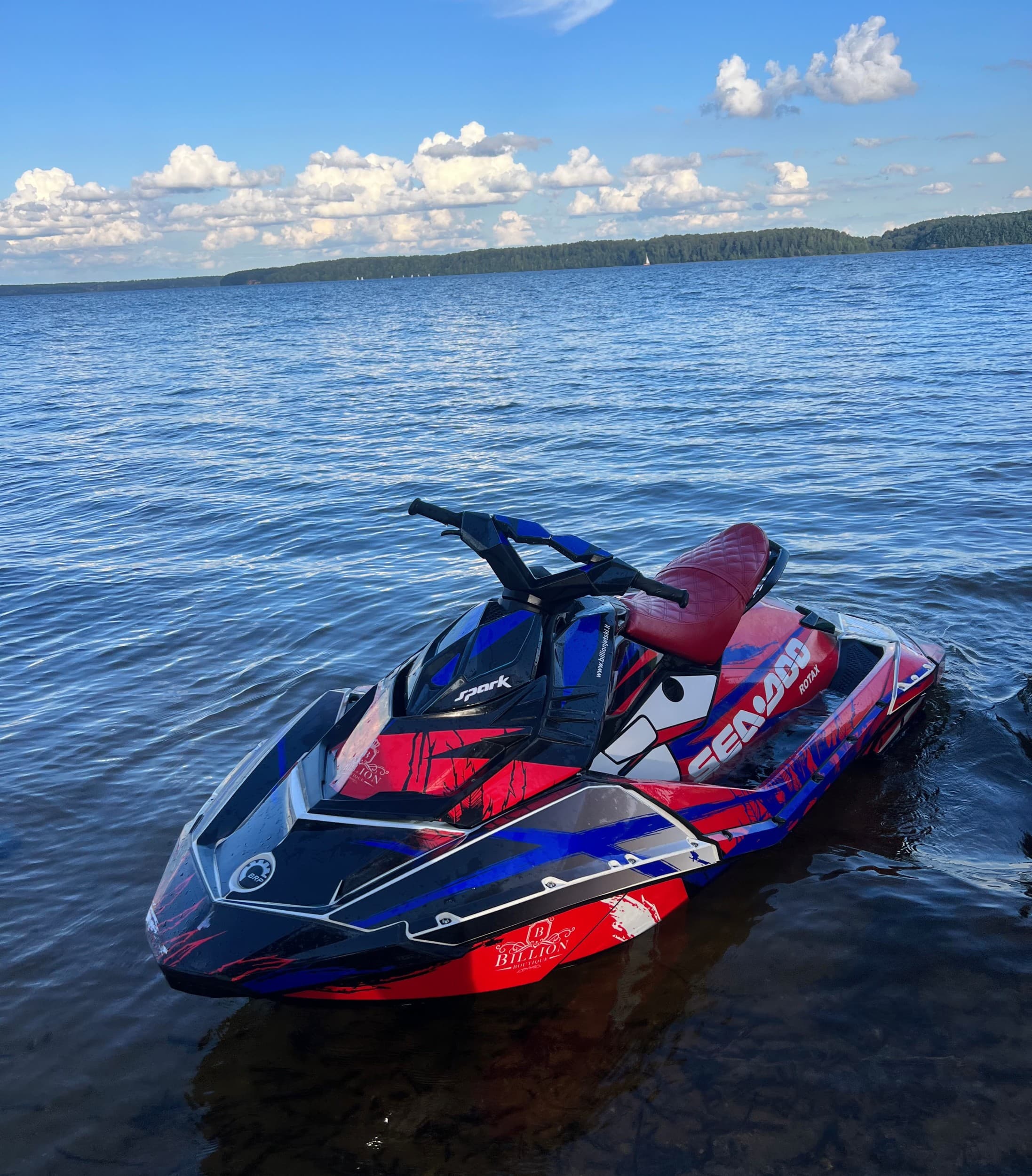 Pasiplaukiojimas „SPARK TRIXX“ čipuotu vandens motociklu (1 val.) | Laisvalaikio Dovanos