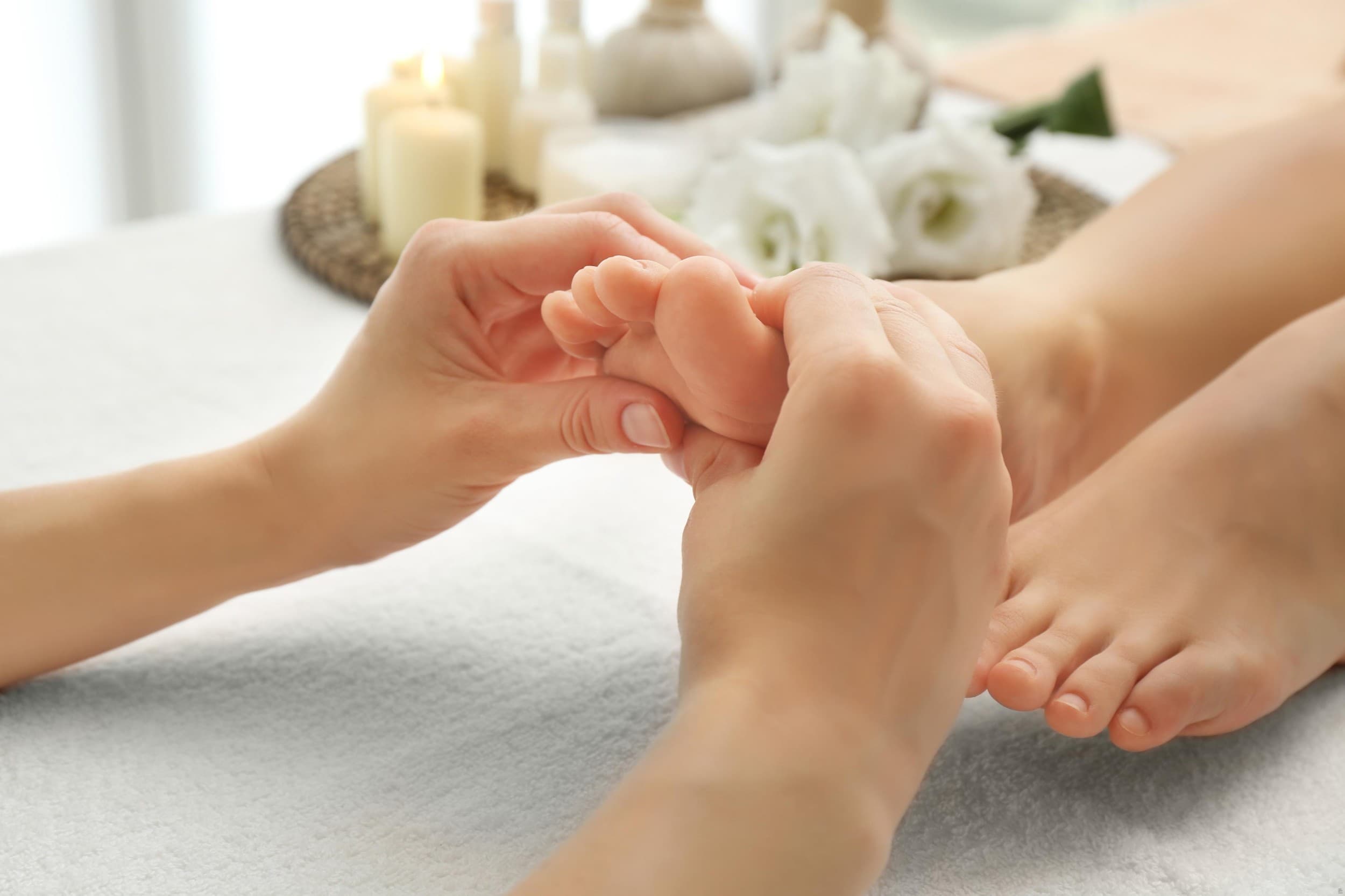Anticeliulitinis kojų masažas salone „Mr. M. Massage“ (1 val.) | Laisvalaikio Dovanos