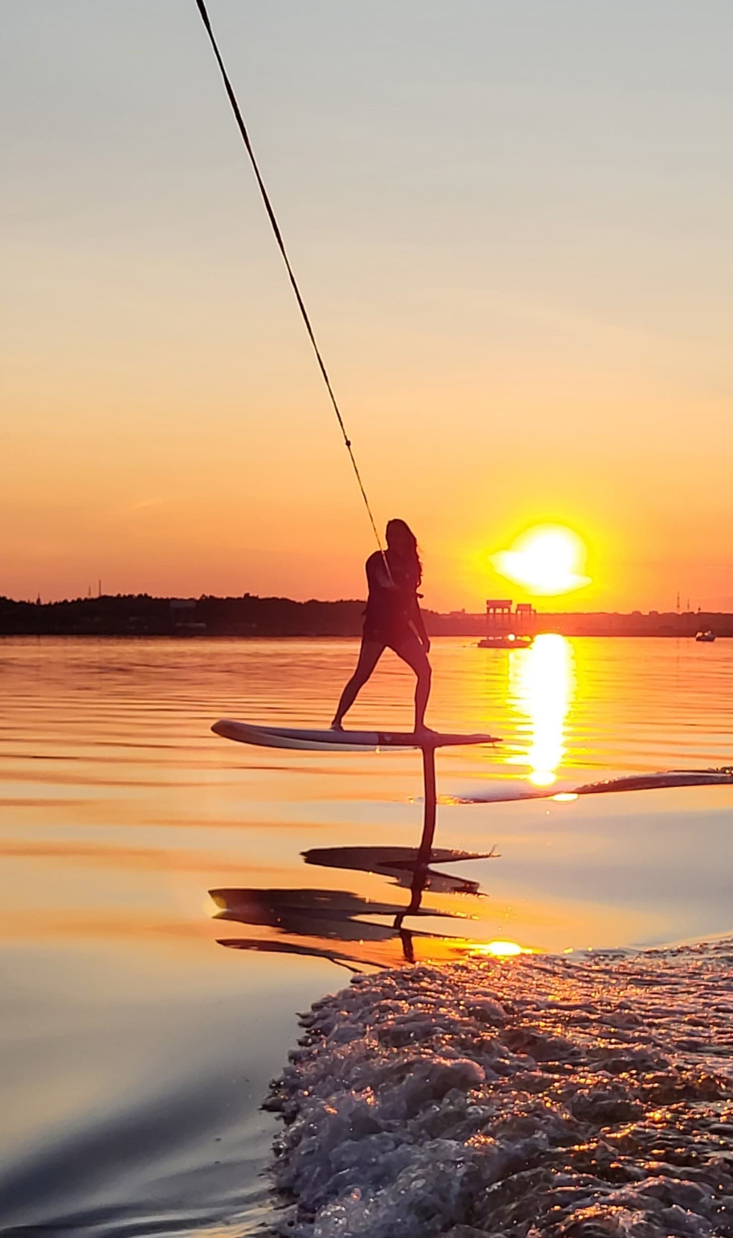 „Wakefoil“ plaukimo pamoka