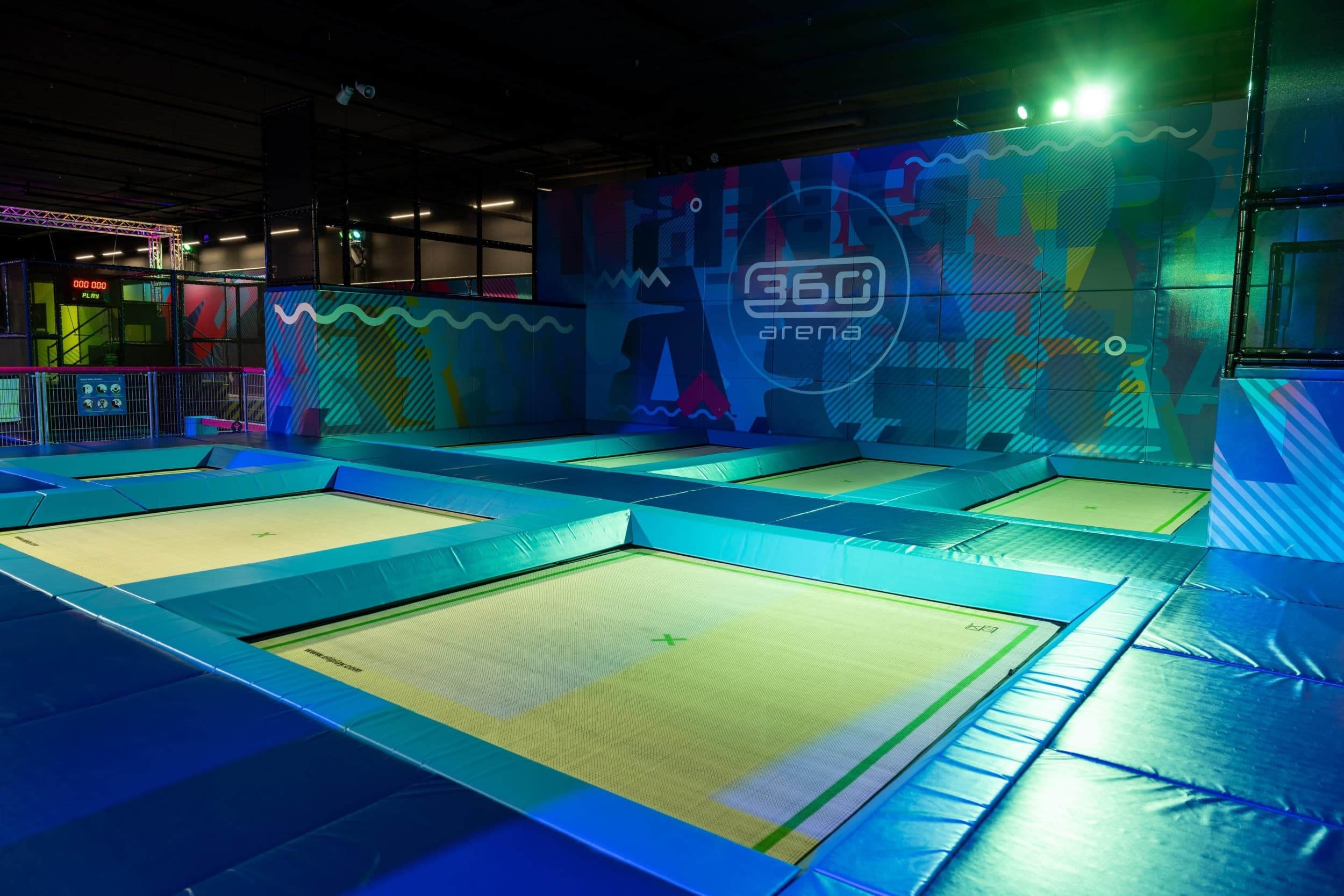 Smagaus vakaro ir savaitgalio užtaisas dviem kartu su „360 Arena“ | Laisvalaikio Dovanos