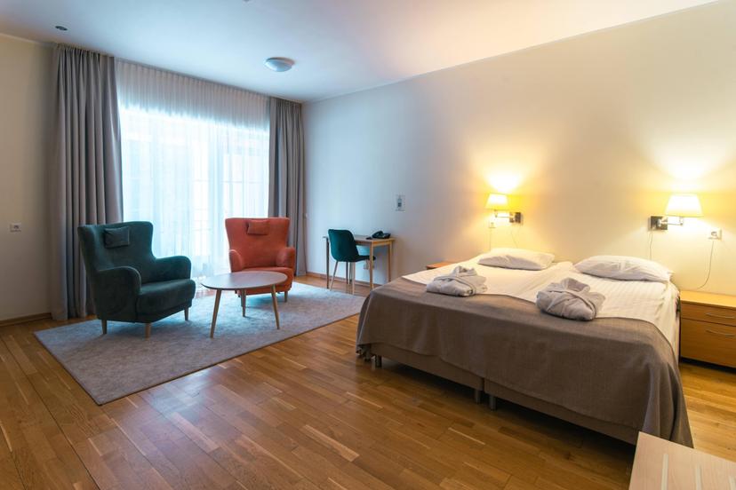 1 naktis DVIEM „ROYAL SPA Birštonas“ su purvo aplikacija darbo dienomis