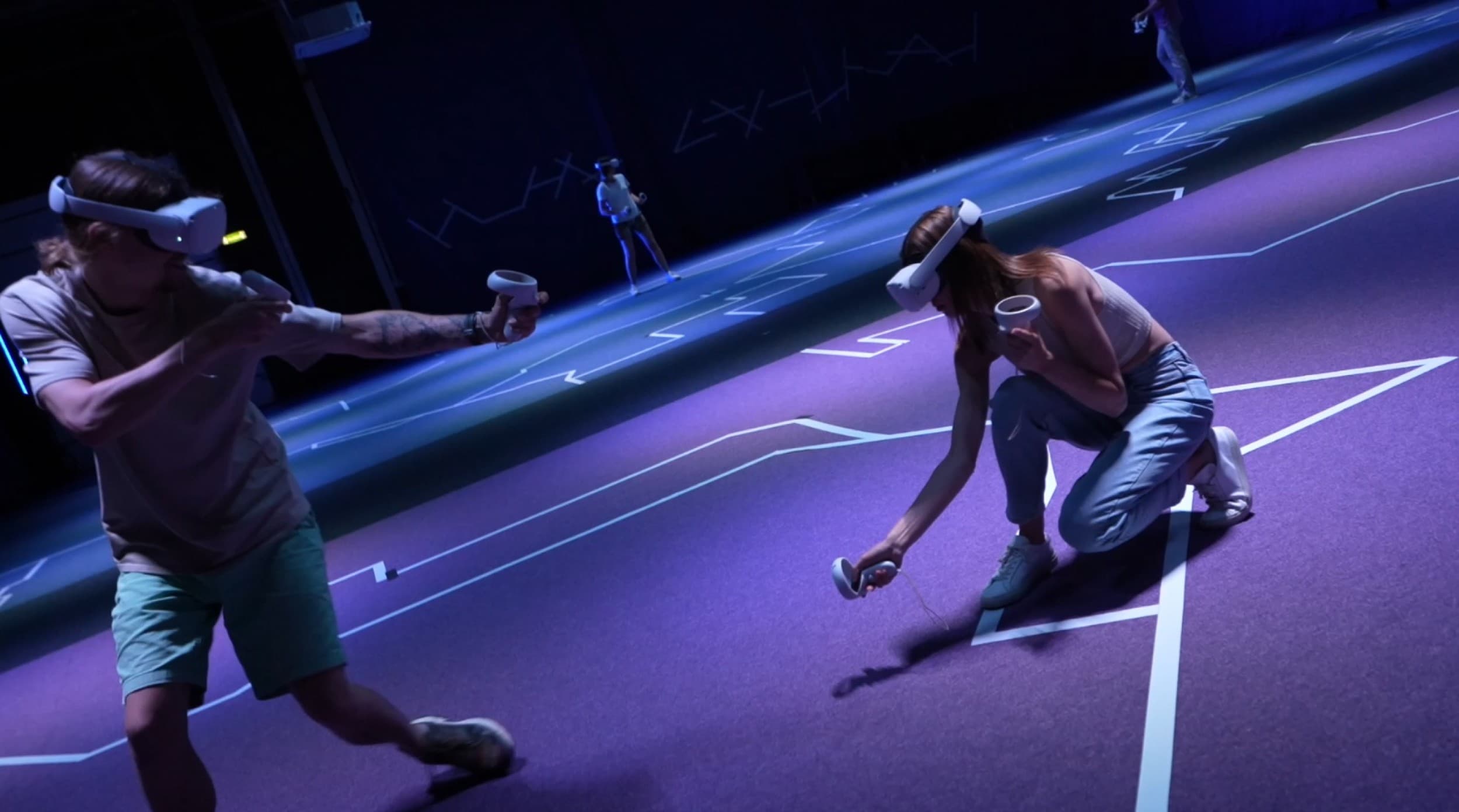 „VR ARENA“ komandinė pramoga Vilniuje | Laisvalaikio Dovanos