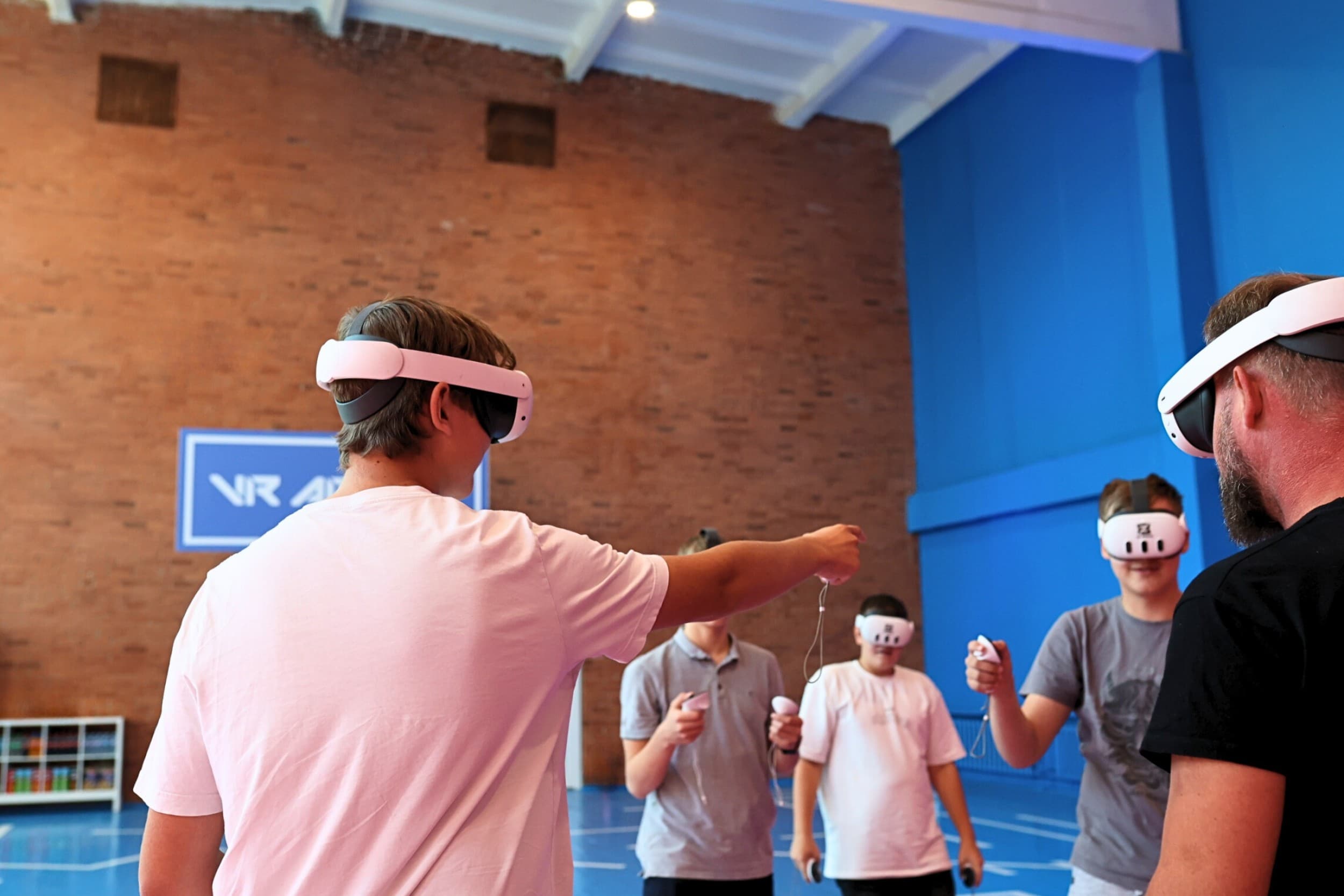 „VR ARENA“ komandinė pramoga Kaune | Laisvalaikio Dovanos