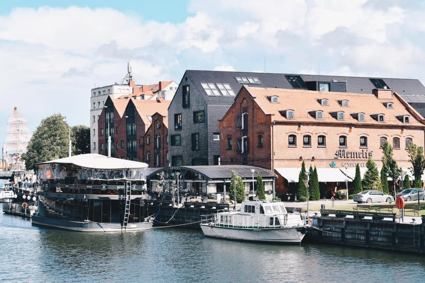 Teminis maršrutas „Laimės ženklai Klaipėdos senamiestyje“
