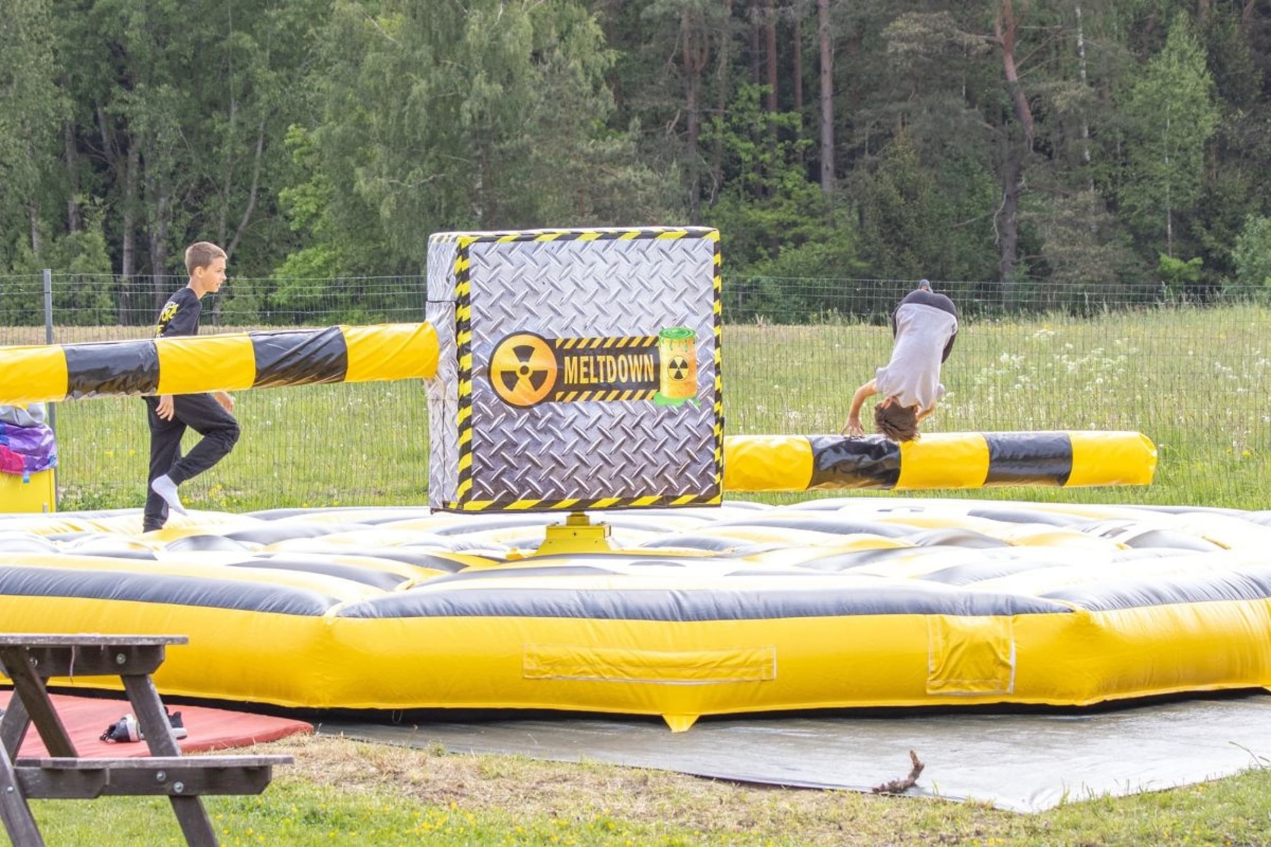 Pramogos dviem LABI parke darbo dienomis | Laisvalaikio Dovanos