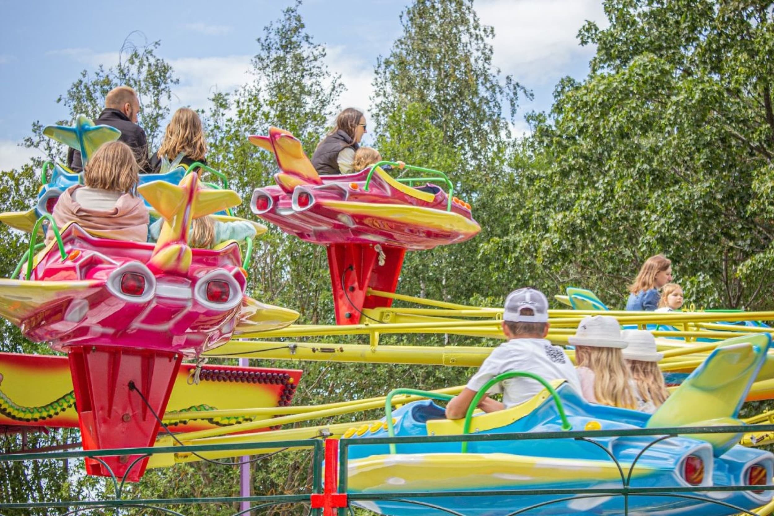 Pramogos dviem LABI parke darbo dienomis | Laisvalaikio Dovanos