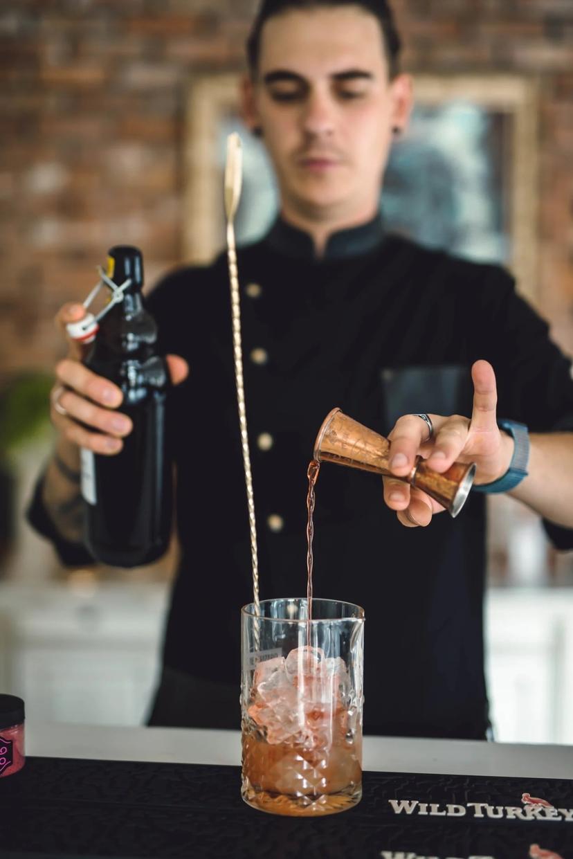 Kokteilių kūrimo patirtis (10 asm.)