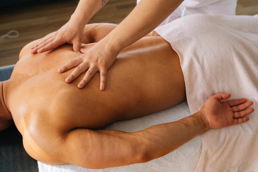 Gydomasis nugaros masažas „QI Anmo“ Vilniuje