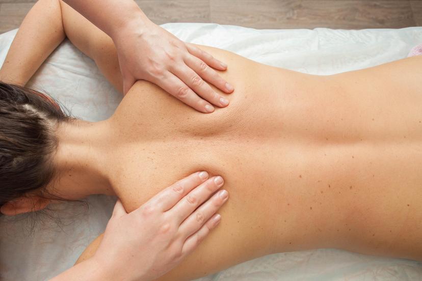 Klasikinis nugaros masažas AJ masažo studijoje