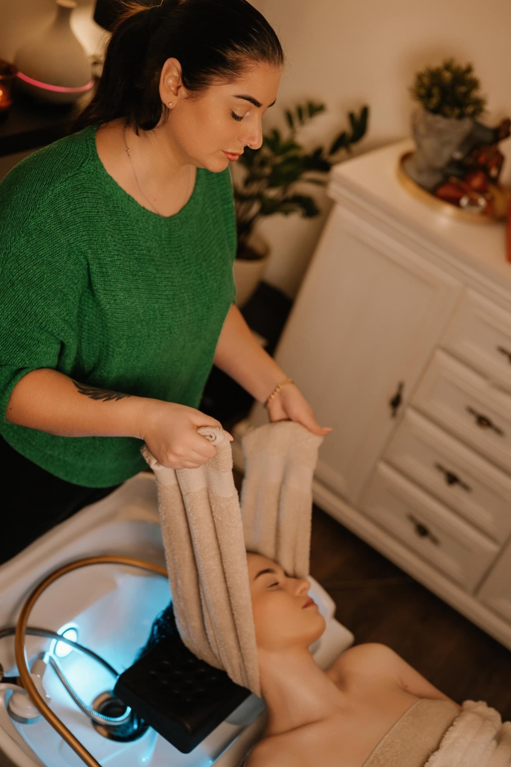 Japoniškas galvos SPA ritualas „Aura Ritual“ Kaune