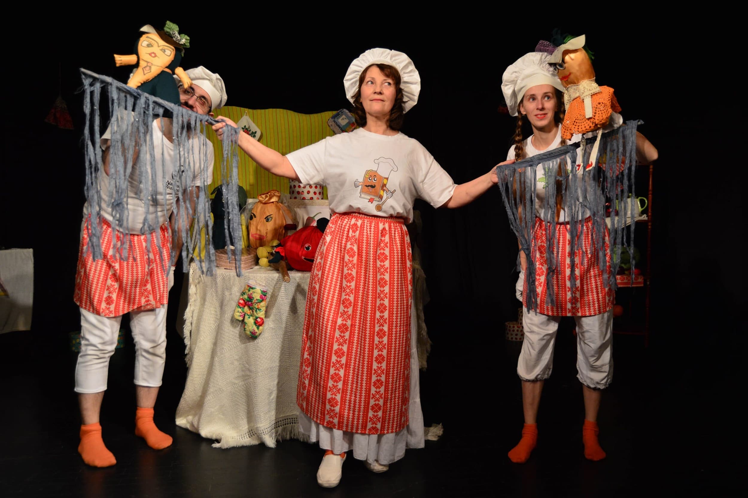 Pasirinktas spektaklis 3 asm. ŠEIMAI „Naujajame Teatre“