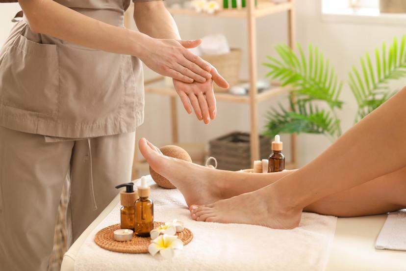 Rankų, pėdų ir galvos ritualas „Svajonių prisilietimas“