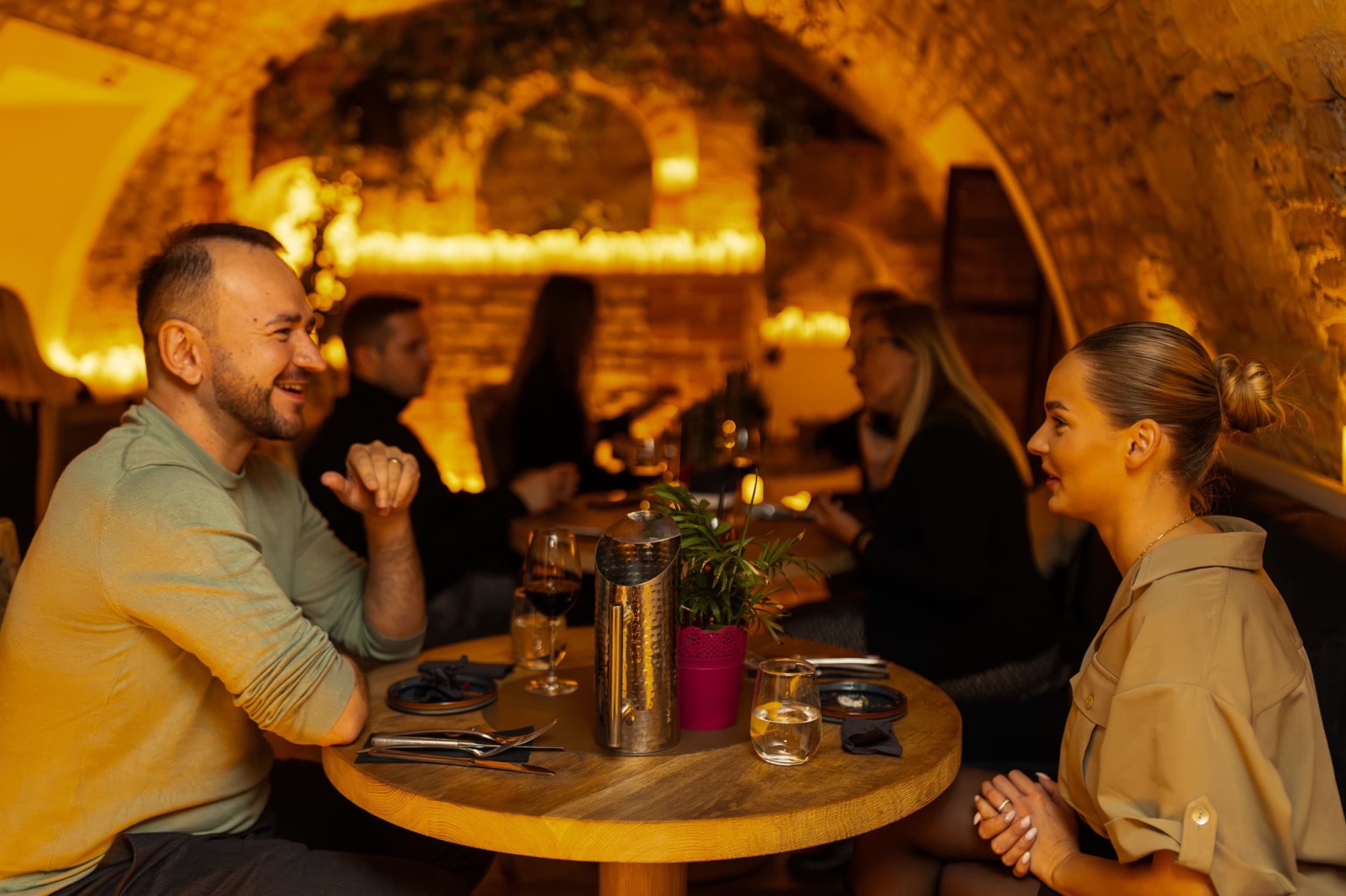 Vakarienė tūkstančio žvakių šviesoje „Candlelit Dinner“ 1 asm. | Laisvalaikio Dovanos