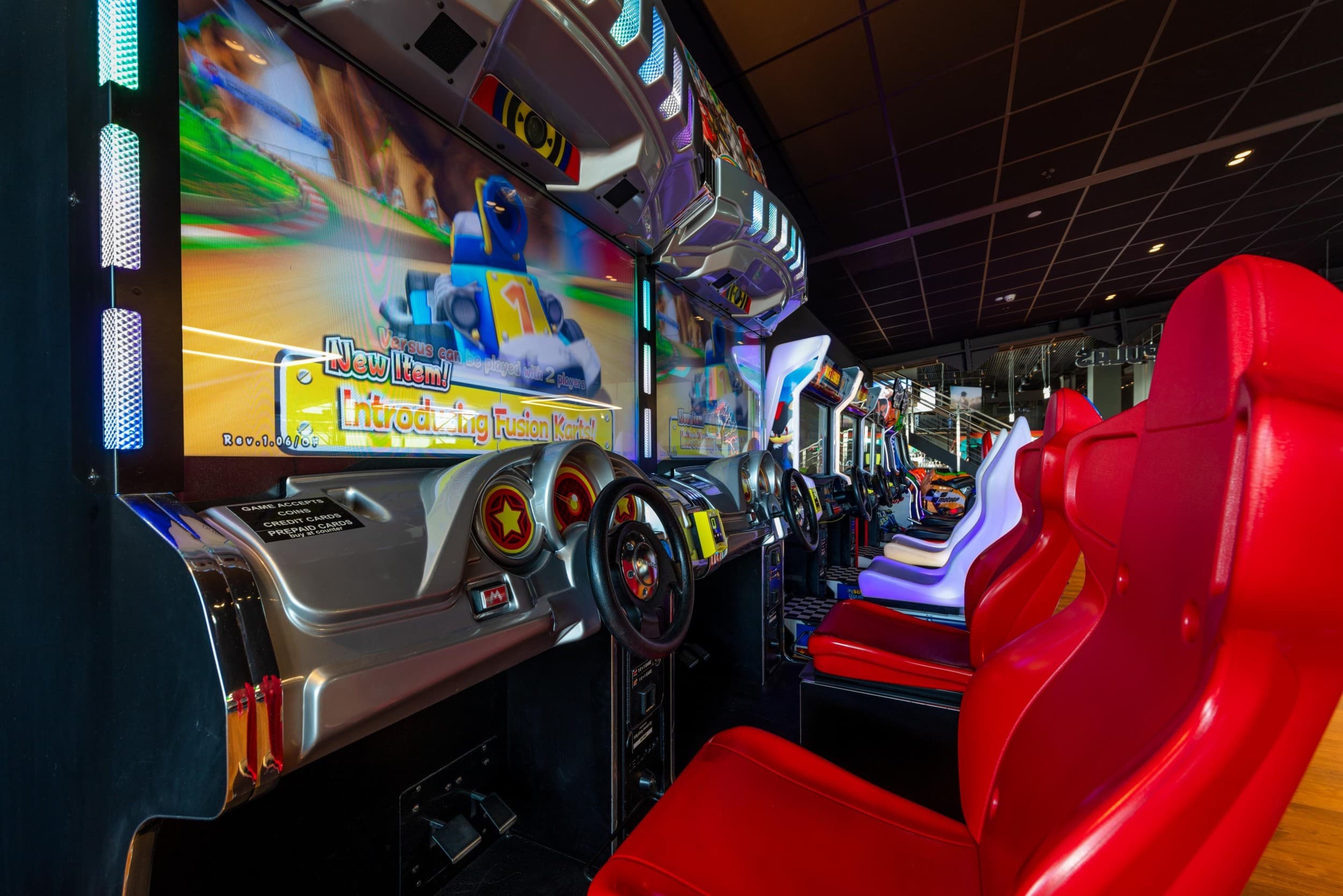 Karaokė ir „Arcade“ žaidimai pramogų centre „ACTION! by Apollo“ | Laisvalaikio Dovanos