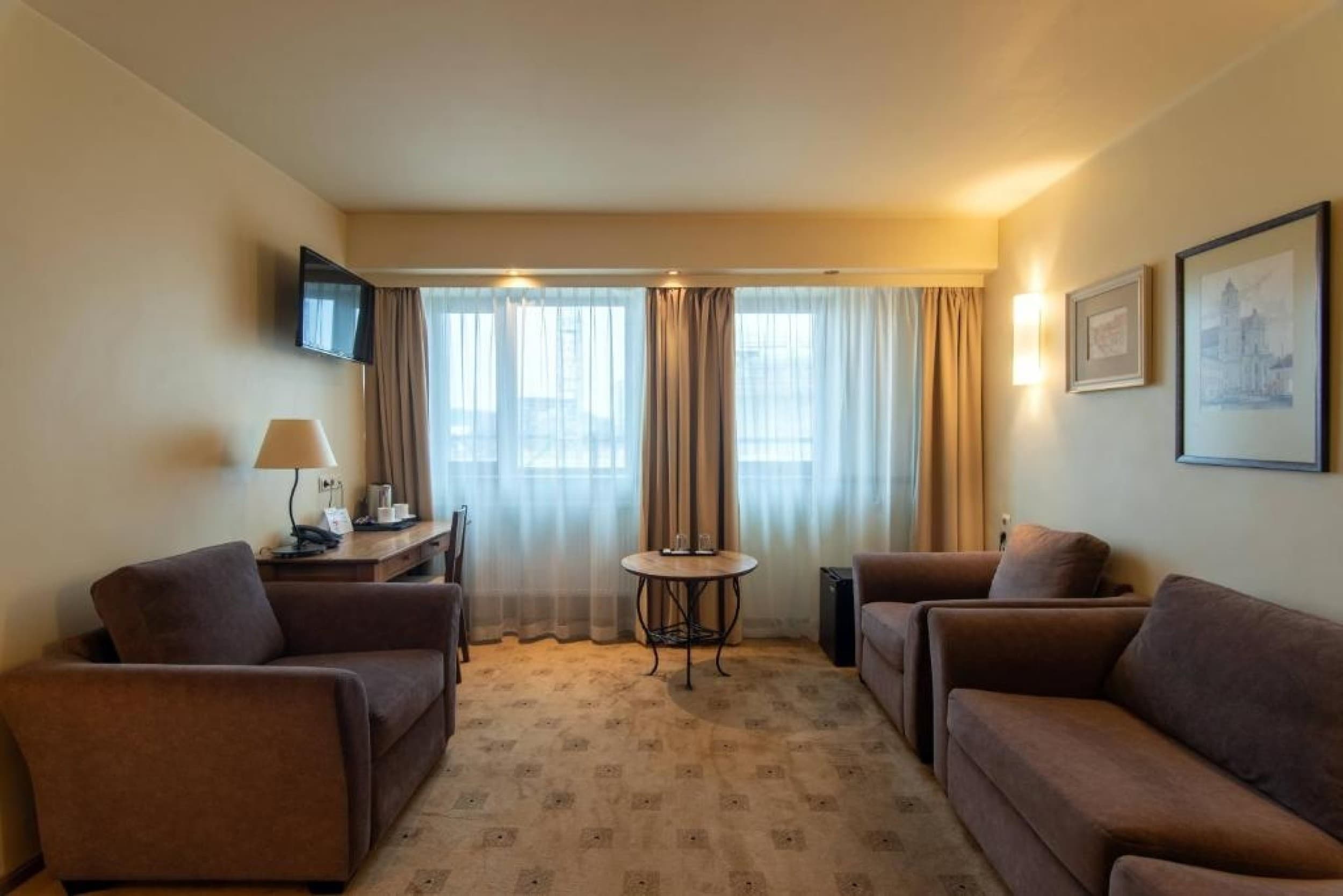 2 naktys Liukso kambaryje viešbutyje „Best Western Vilnius“ 3 asm. ŠEIMAI | Laisvalaikio Dovanos