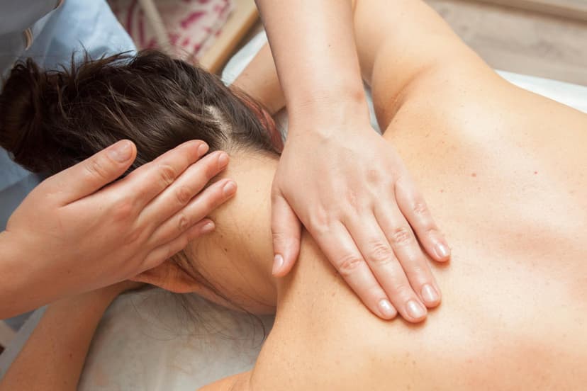 Apykaklės masažas „Kaklo skausmui ne“