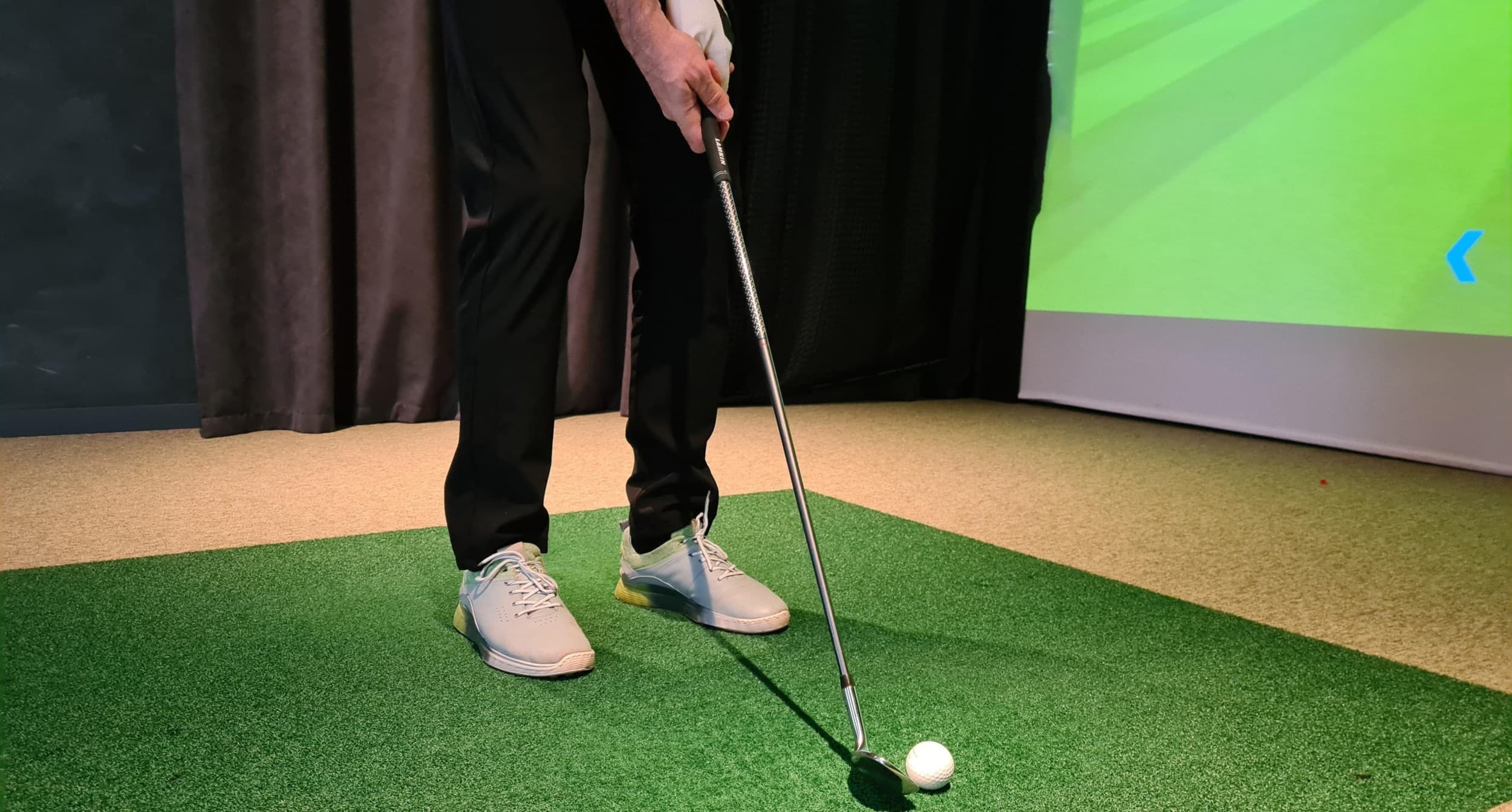 Įvadinė golfo pamoka Vilniuje „Indoor Golf“