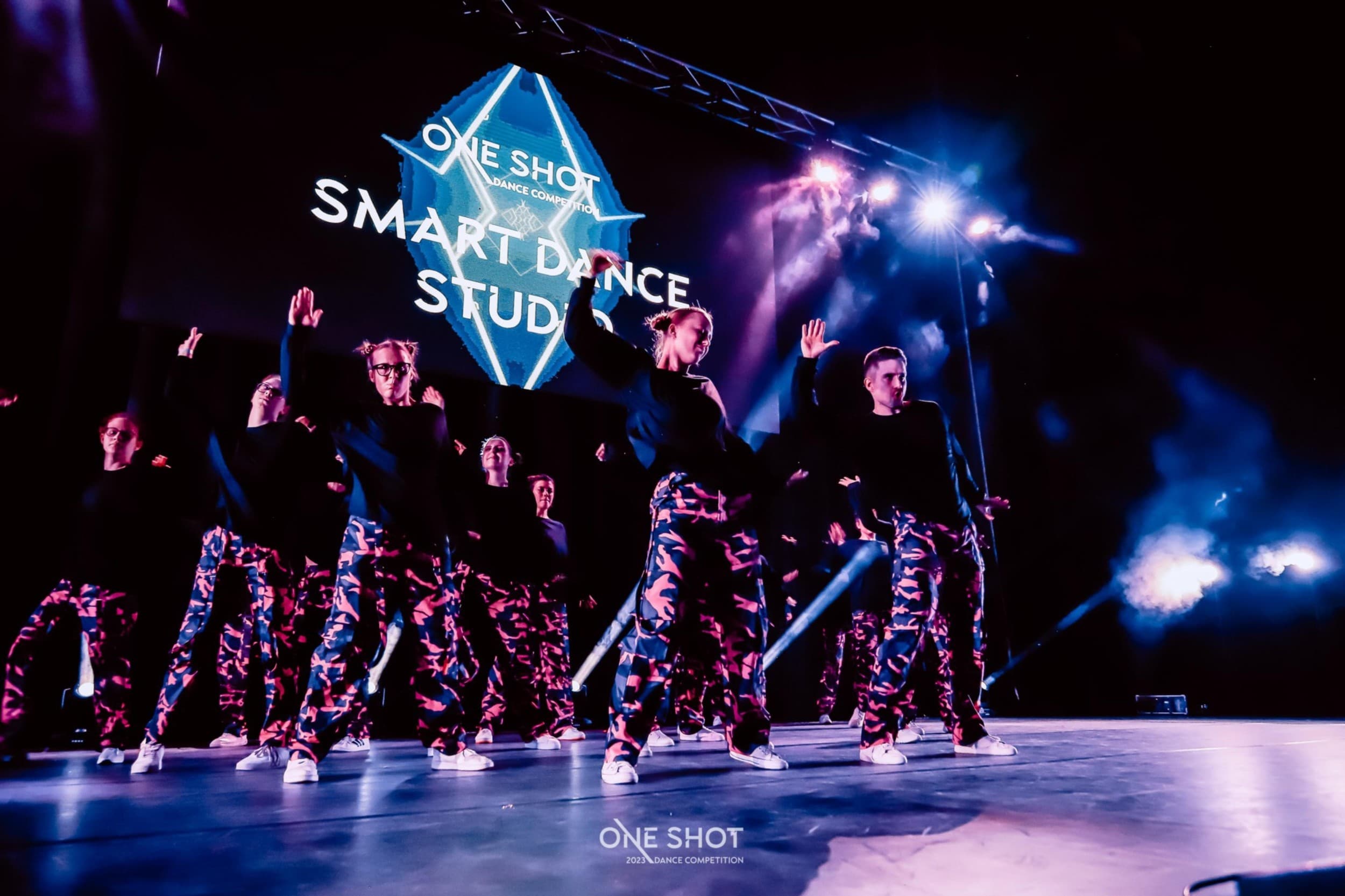 Šventinė pamoka šokių studijoje SMART 6-10 asm.