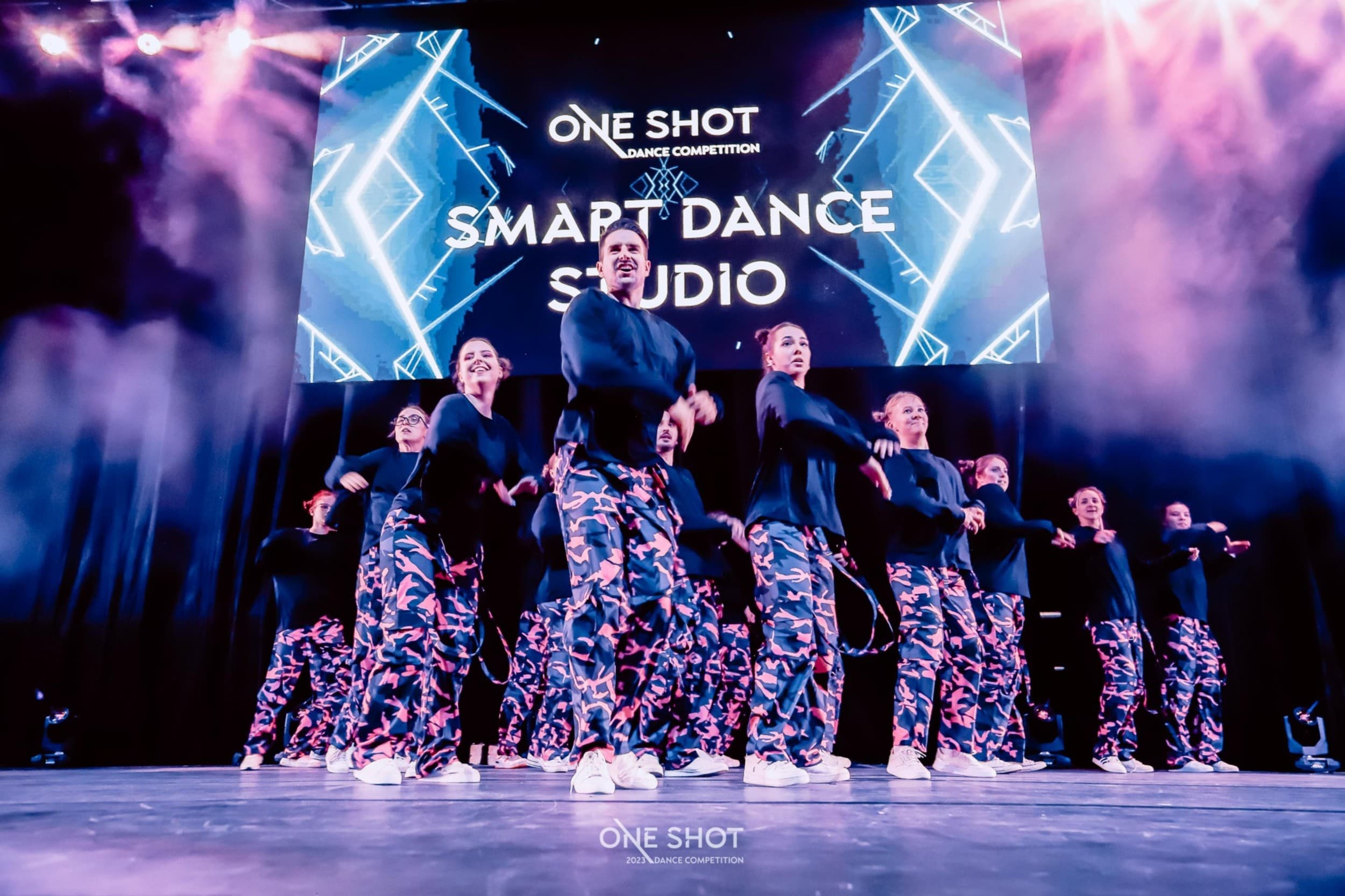 Šventinė pamoka šokių studijoje SMART 11-15 asm.