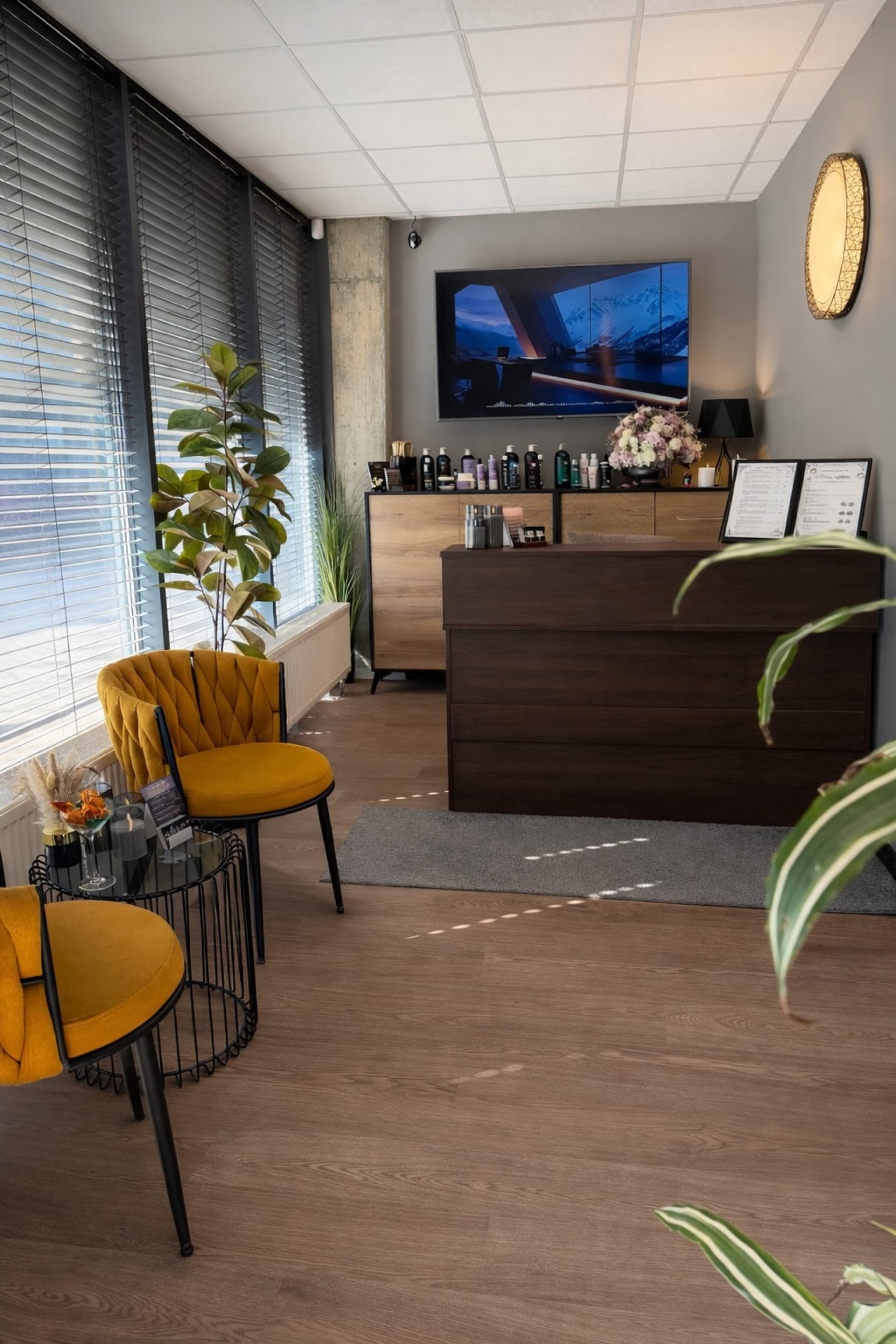 Japoniškas galvos SPA ritualas QUEEN HEAD SPA | Laisvalaikio Dovanos