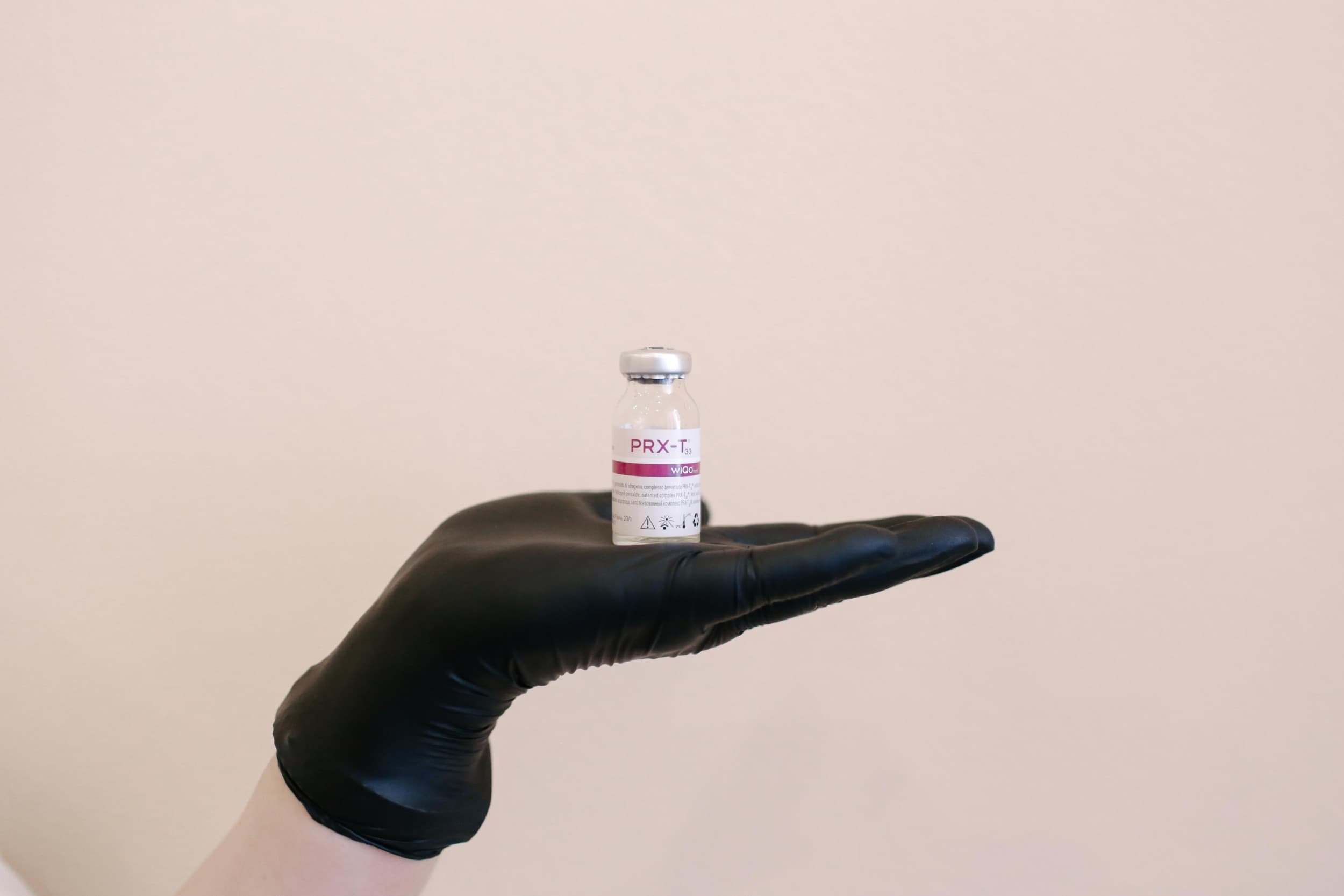 PRX-T33 – neinvazinė biorevitalizacija veidui + DOVANA