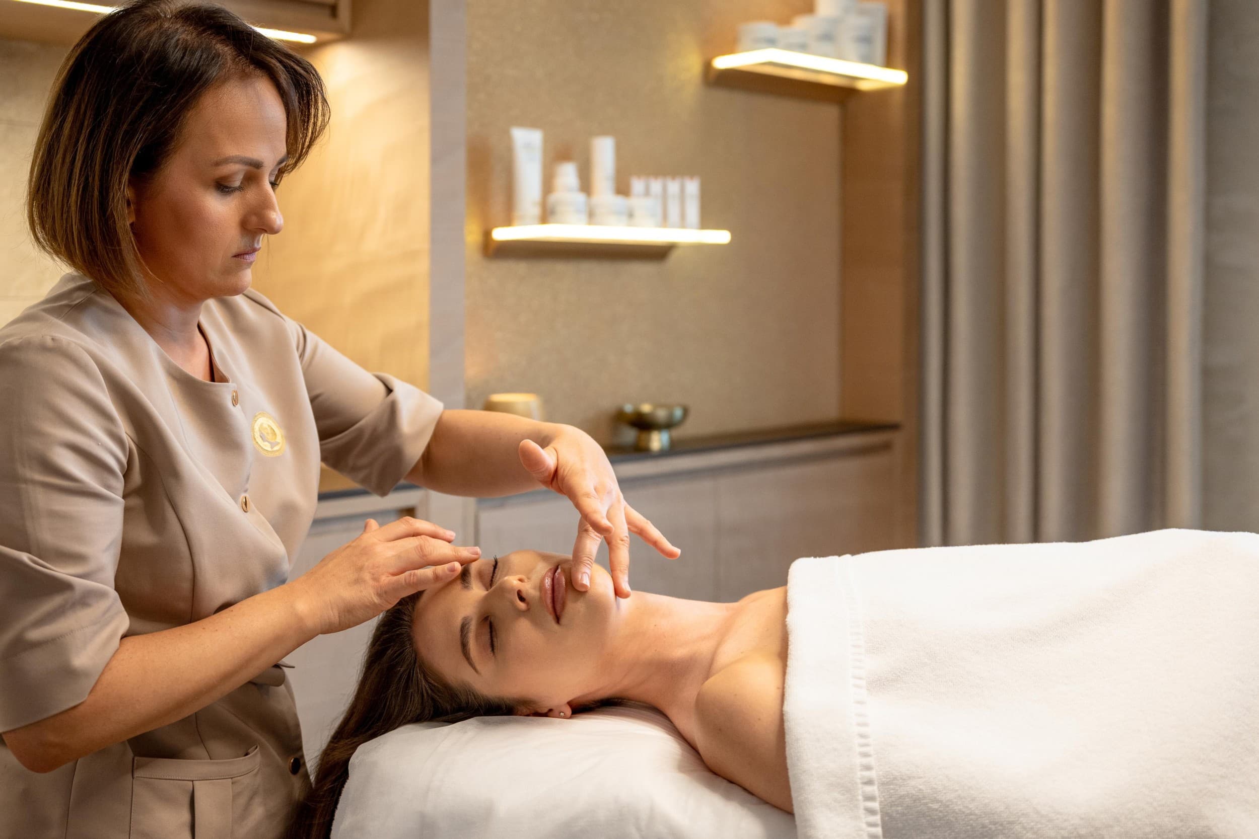 Antakių korekcija SPA ir estetikos centre „Ambersun SPA“ + DOVANA | Laisvalaikio Dovanos