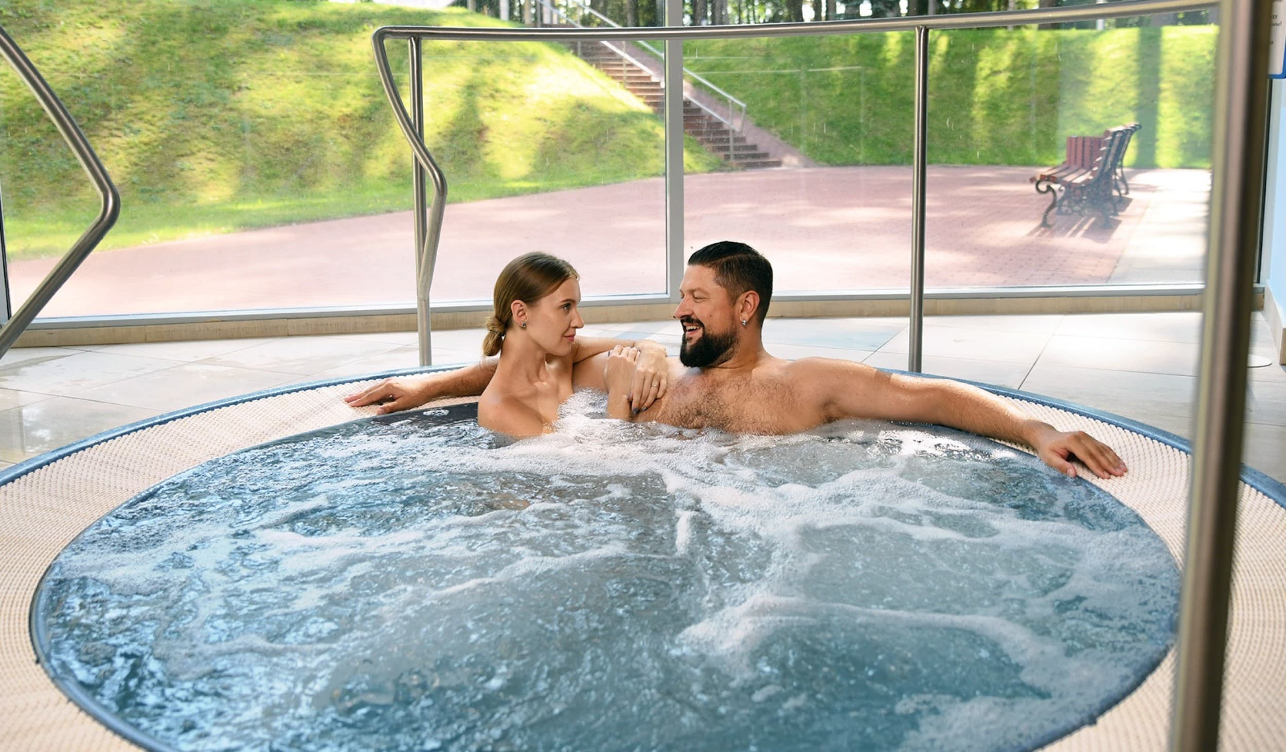 1 naktis DVIEM „Royal SPA Birštonas“ su nugaros masažu ir haloterapija