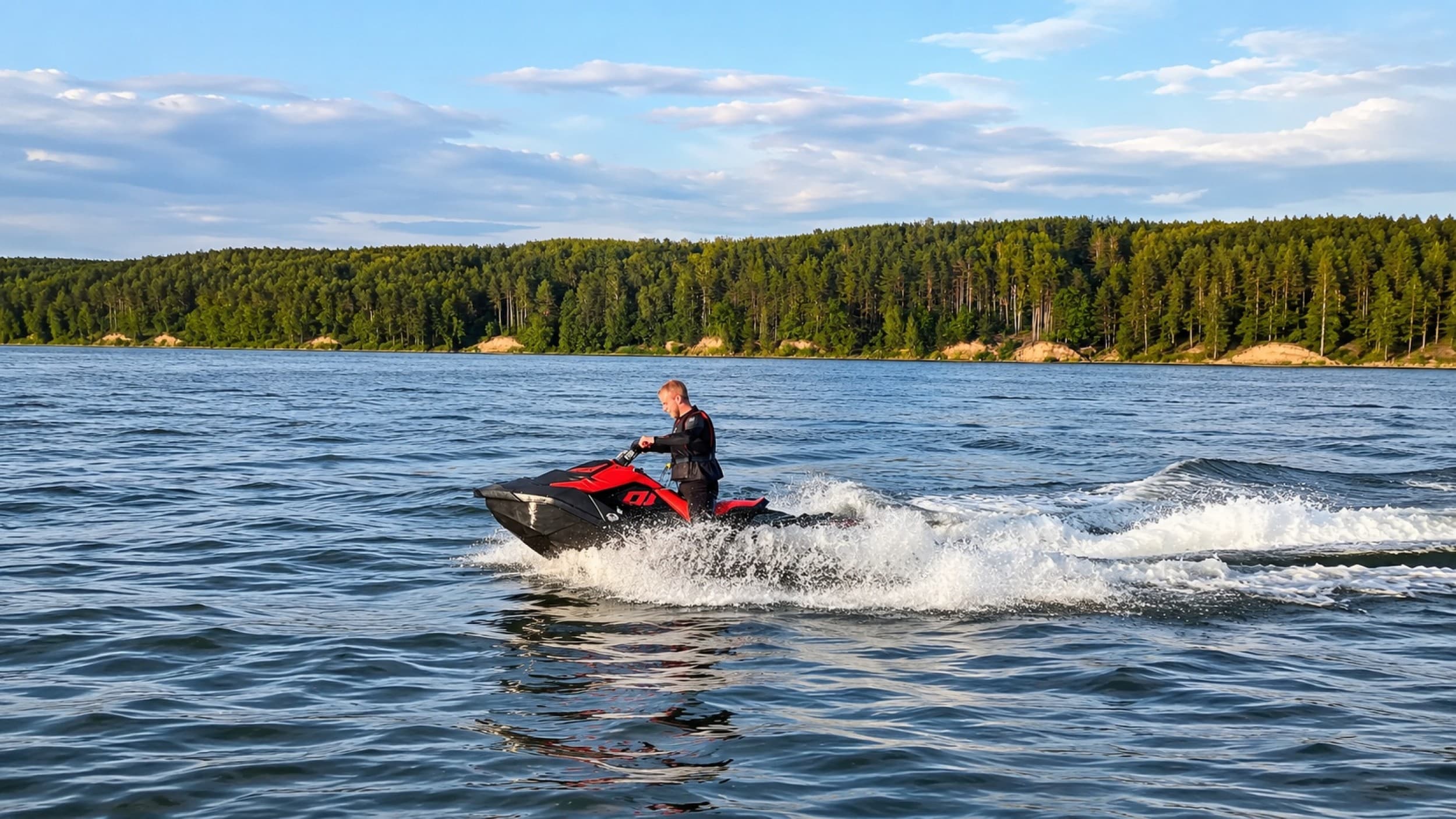 Plaukimas kateriu ir vandens motociklu Kauno mariose | Laisvalaikio Dovanos
