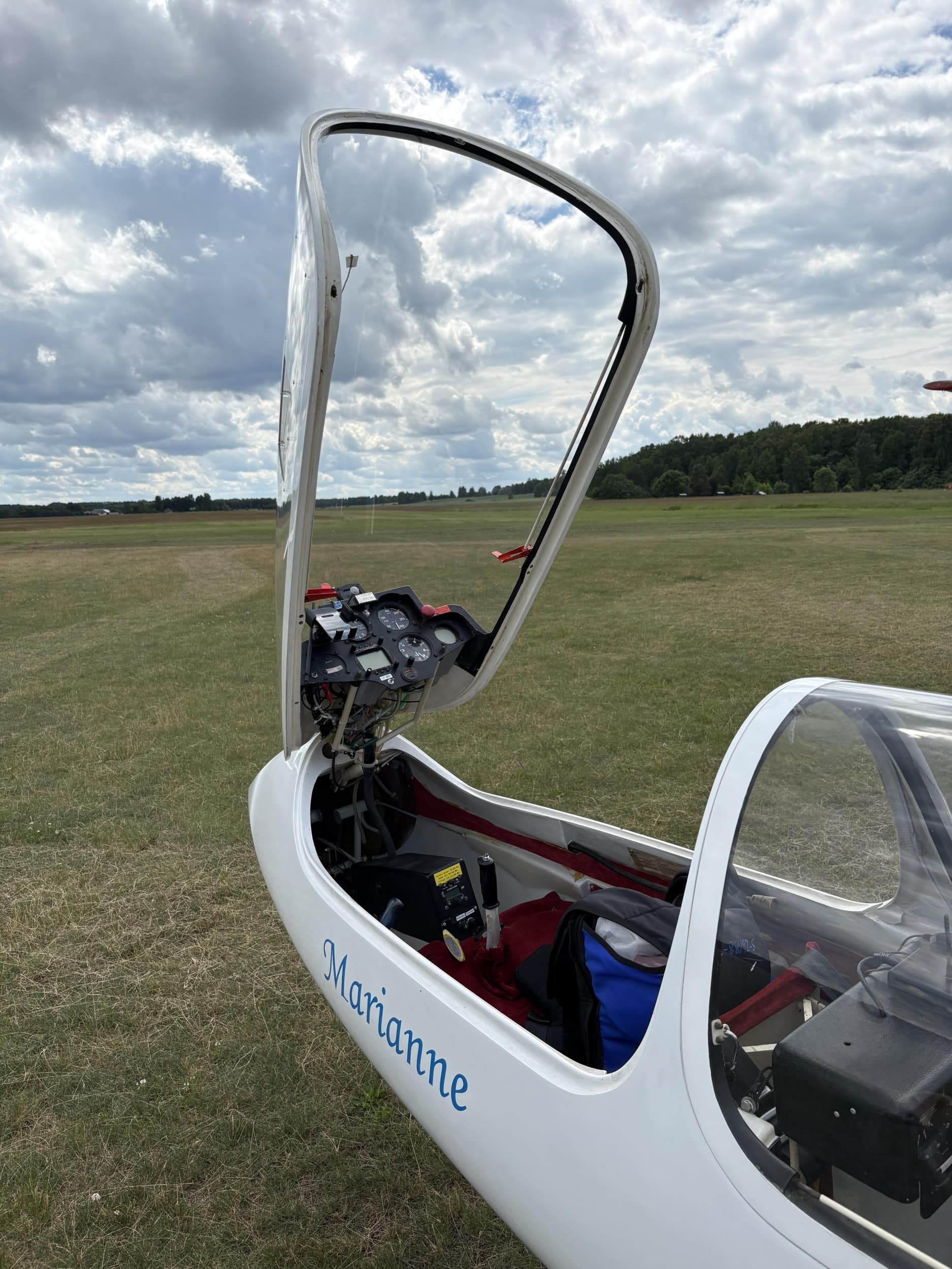 Skrydis sklandytuvu su „Prienų aeroklubu“