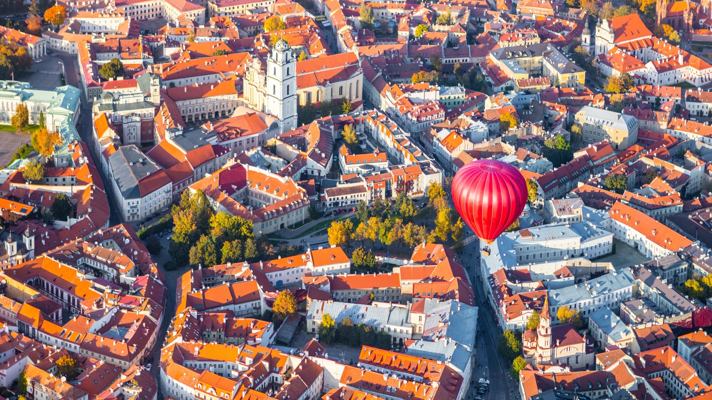 Skrydis oro balionu virš Vilniaus arba Trakų su „Pramogos Ore“ 5 asm.