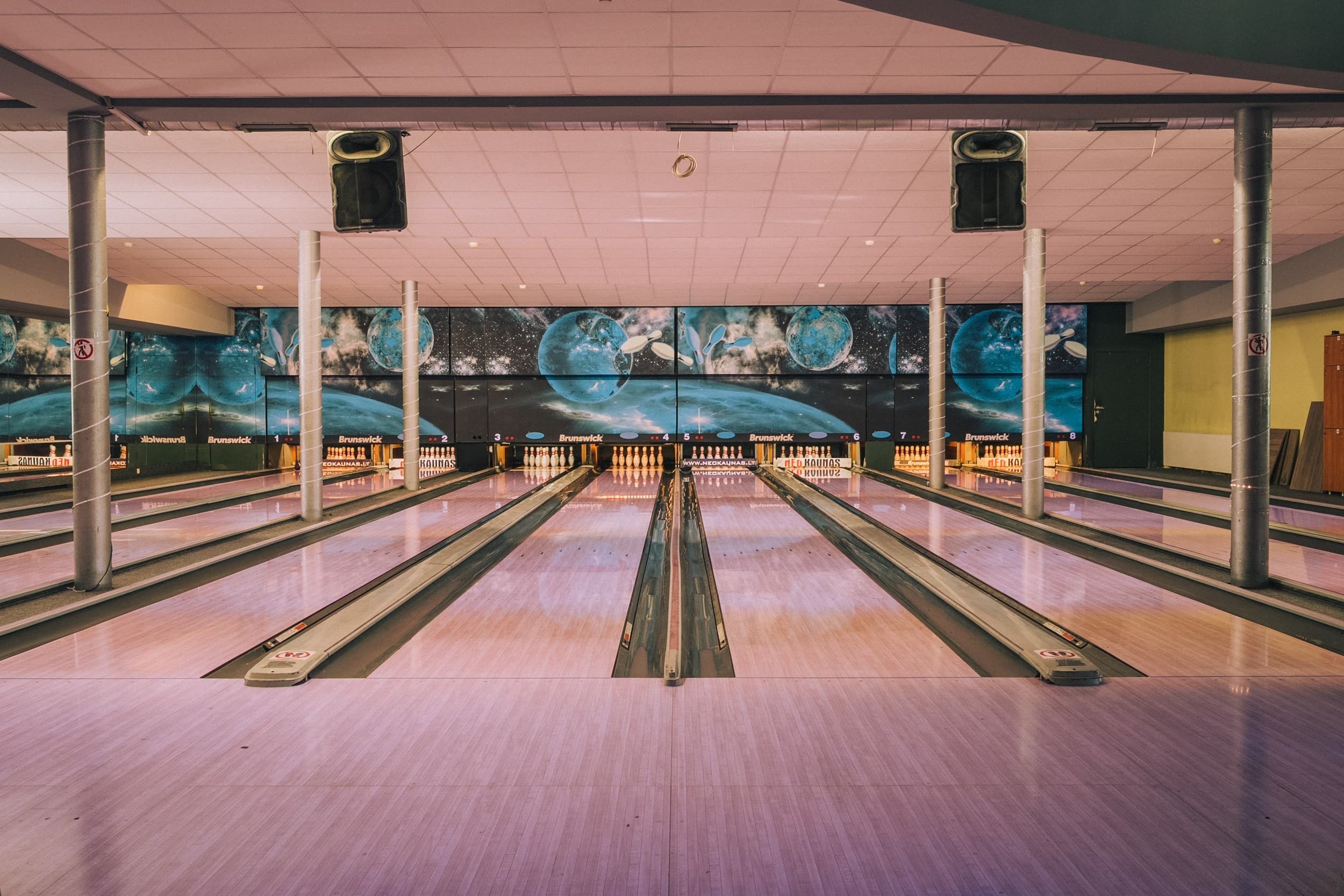 Boulingo žaidimas sporto ir laisvalaikio centre „Neo Kaunas“ 6 asm.