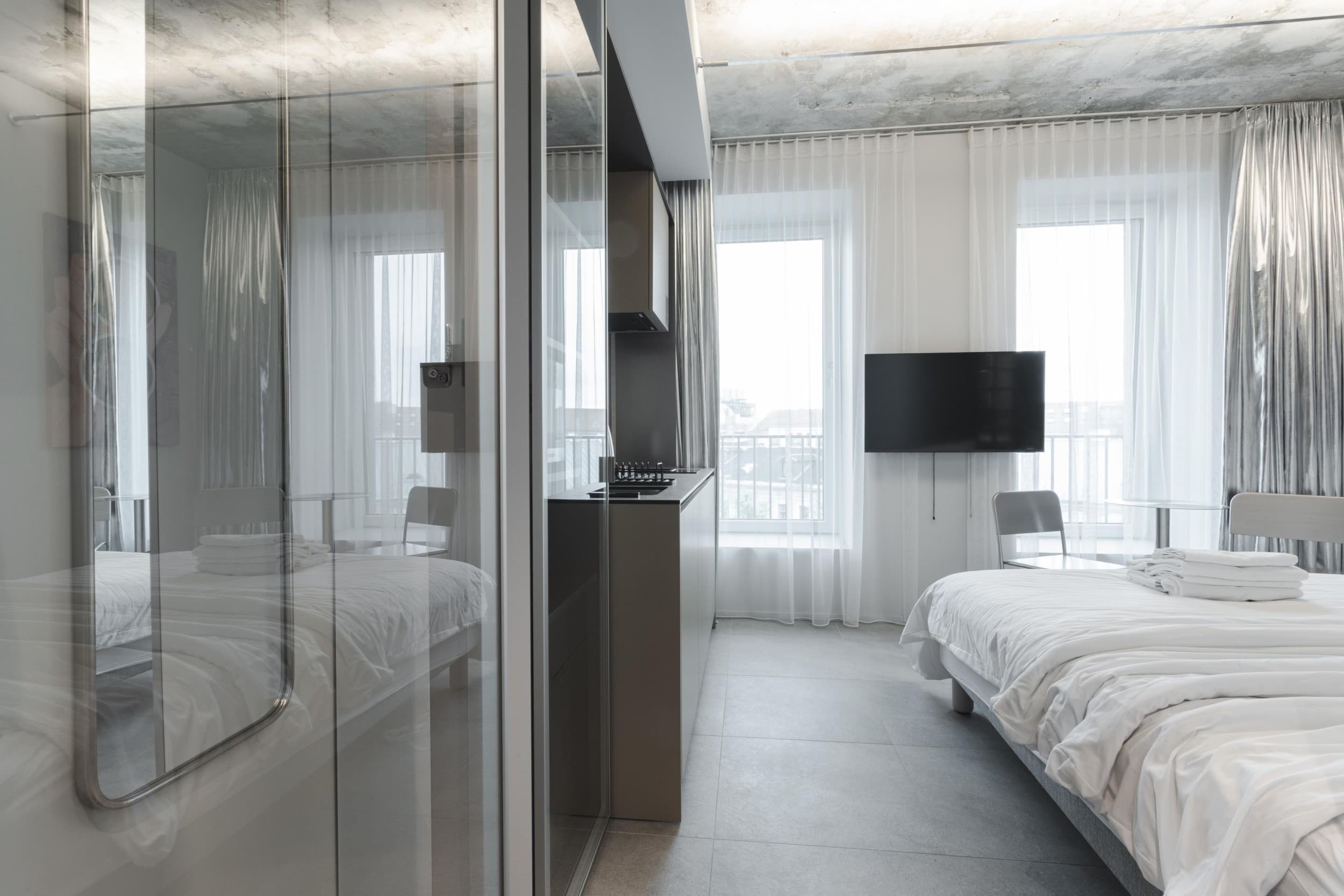 Nakvynė dviem „Resume Apartments“ pačiame Kauno centre savaitgalį