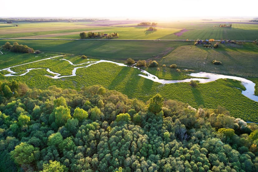 Skrydis virš Daugyvenės kraštovaizdžio draustinio