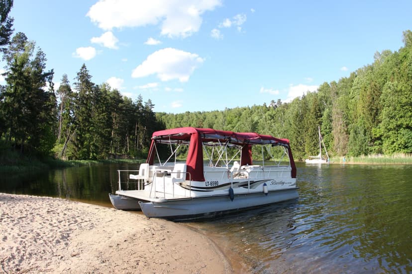 Kelionė laivu į Meilės įlanką