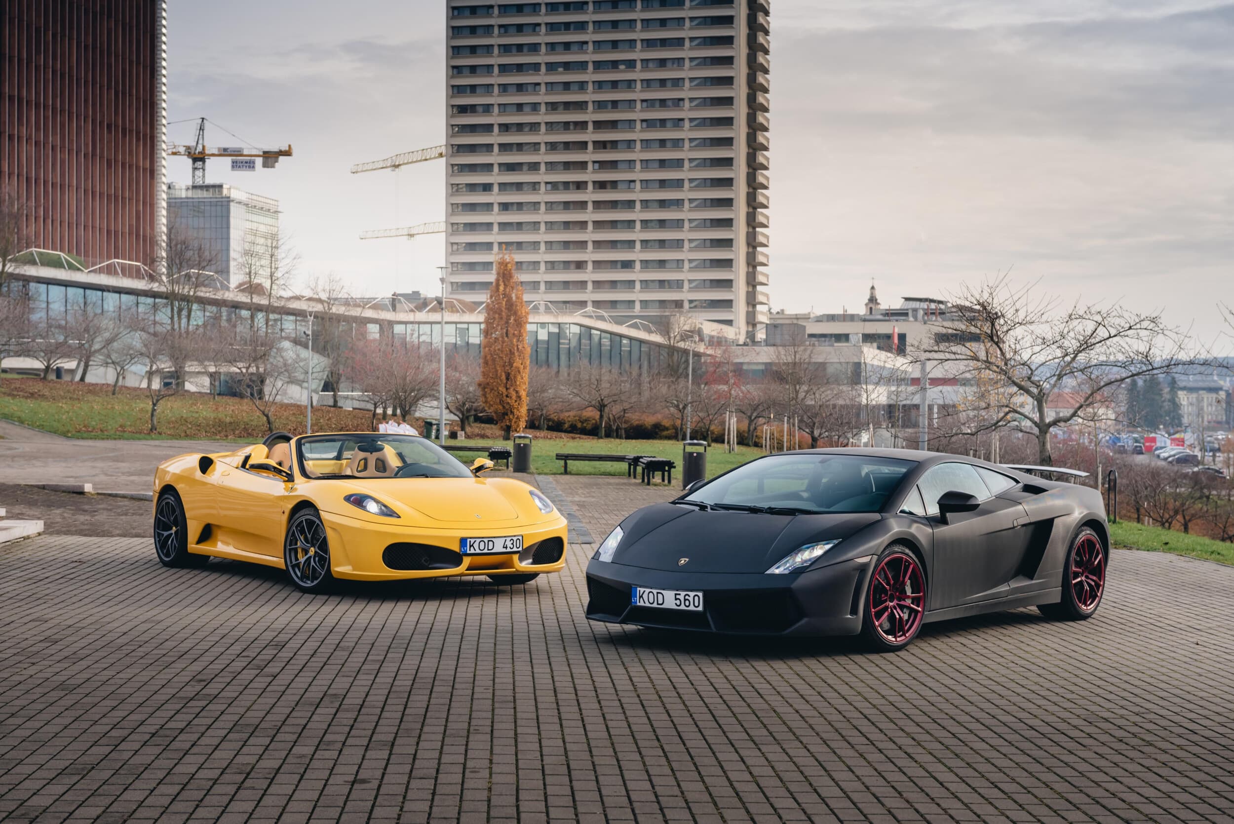 Vairuok Ferrari arba Lamborghini miesto gatvėse | Laisvalaikio Dovanos