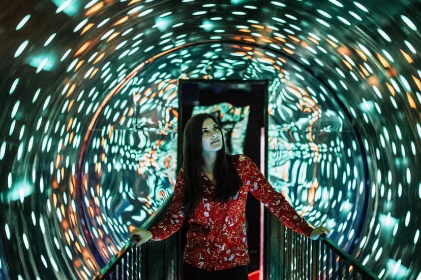 Apsilankymas Rygos iliuzijų kambaryje „Illusion Rooms“