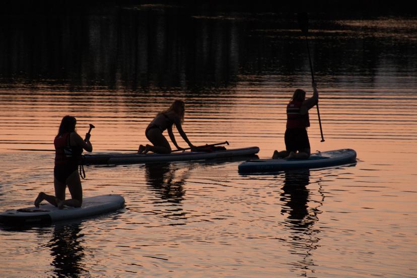 Plaukimas irklente trims Trakuose