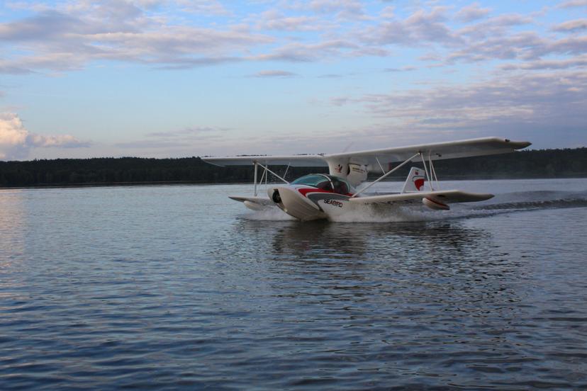 Įspūdingas apžvalginis-mokomasis skrydis lėktuvu amfibija