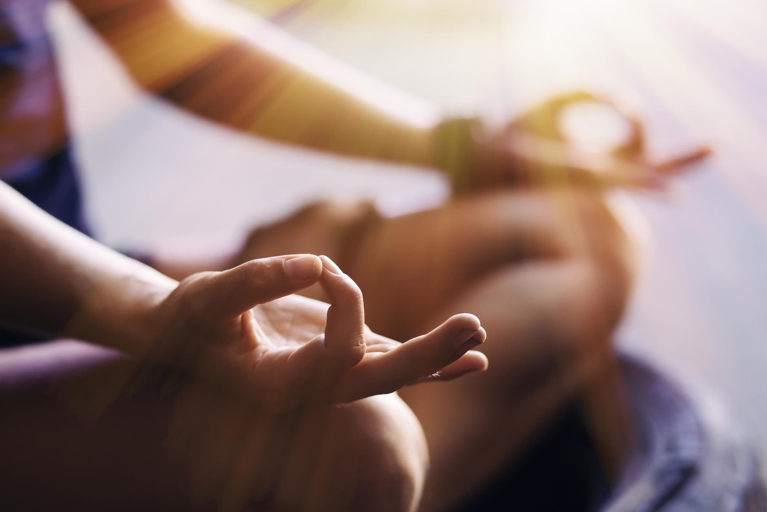 Giluminis „Reiki“ seansas su meditacija