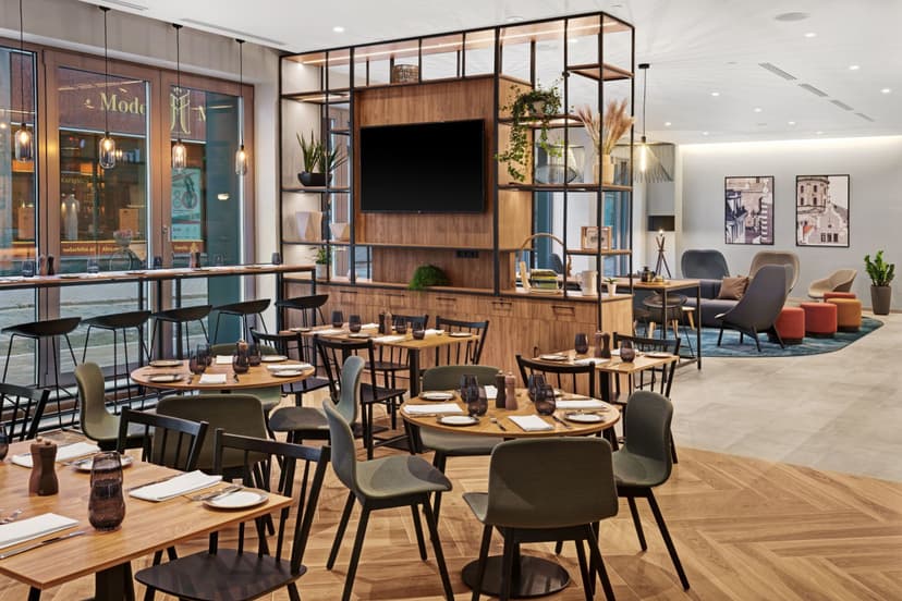 Trijų patiekalų vakarienė „Hilton Garden Inn Riga Old Town“ restorane vienam