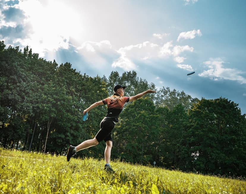 Team building žaidžiant diskgolfą!
