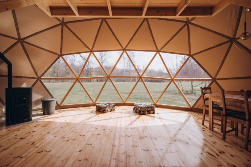 2 nakvynių poilsis VasaRojus „Didžiajame Kupole“ + pirtis