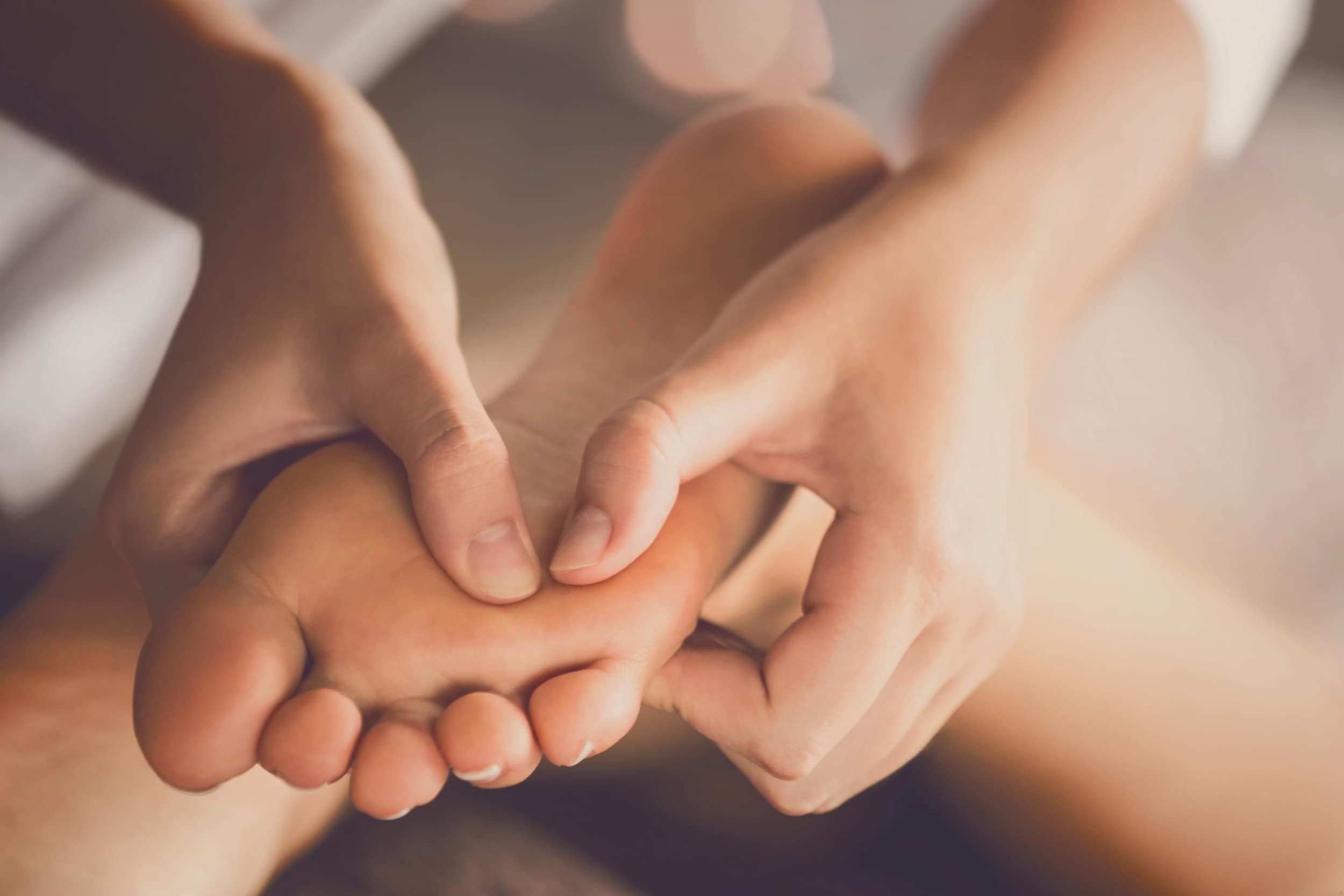 Nugaros, kojų ir pėdų masažas po ilgos darbo dienos | Laisvalaikio Dovanos
