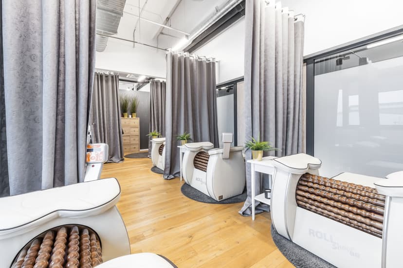 10 limfodrenažinių masažų su „Roll Shaper” Studijoje V