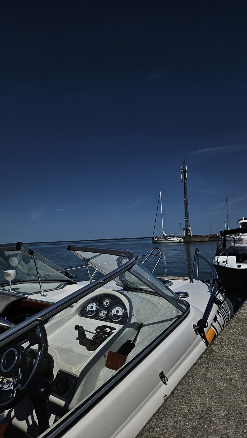 Greitaeigio katerio „Vellamo“ nuoma be kapitono (8 val.)