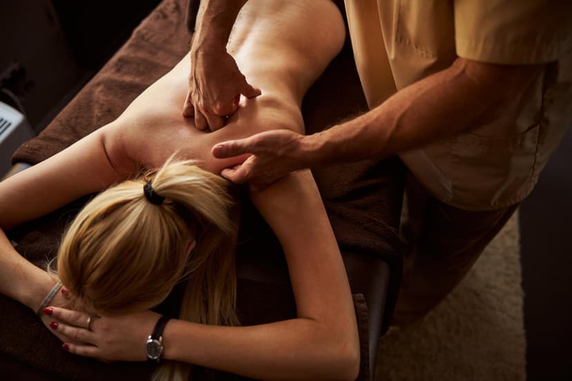 Gydomasis nugaros masažas