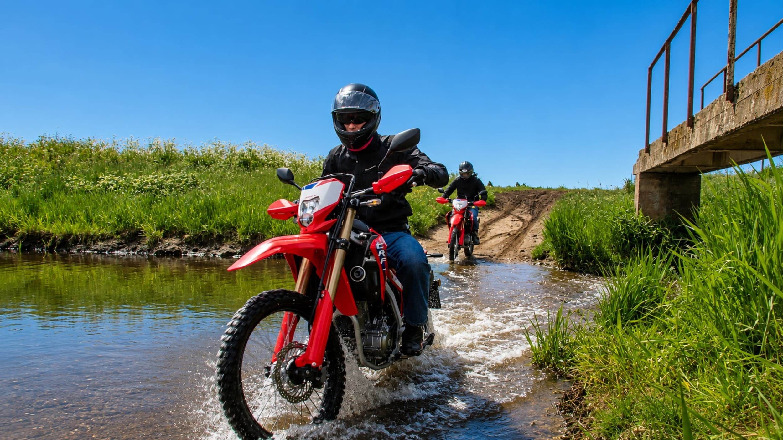 Enduro turas motociklais su „Vilnius Enduro Tours“ (2,5 val.)
